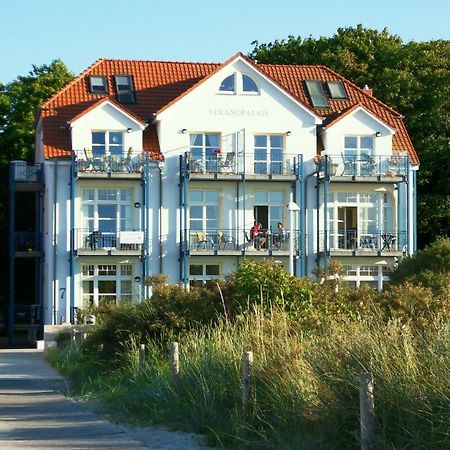 Strandpalais/Meerblick Rostock Buitenkant foto